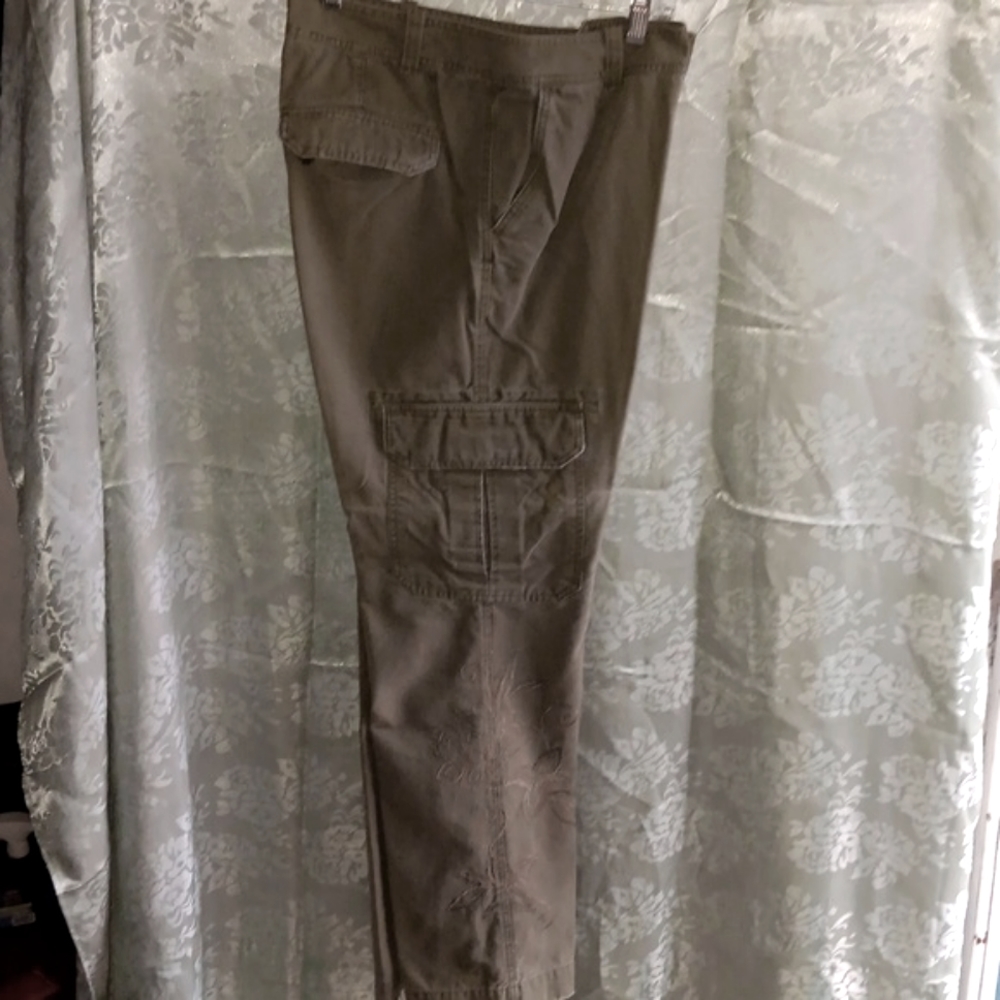 OLD NAVY CARGO PANTS